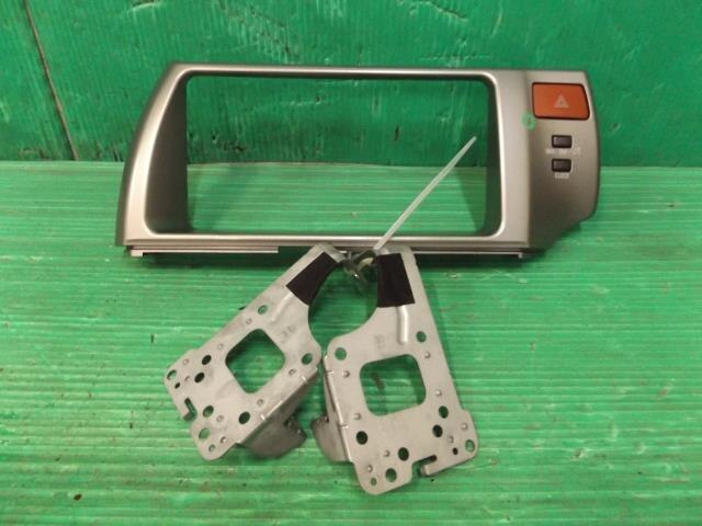Interior Parts TOYOTA Ractis 2006 DBA-NCP100 — photo 1