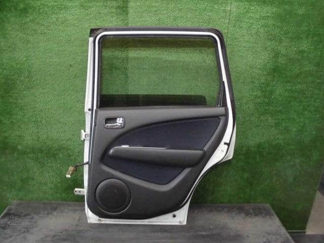 Rear Right Door Assembly MITSUBISHI Airtrek 2004 TA-CU2W — photo 2