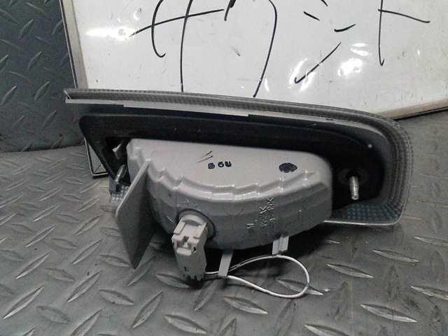 Light TOYOTA Succeed 2005 CBE-NCP51 — photo 3