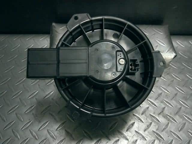 Blower Motor SUZUKI Wagon R 2007 DBA-MH22S 7415058J00 — photo 2