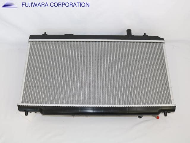 Radiator HONDA Mobilio Spike DBA-GK2 — photo 2