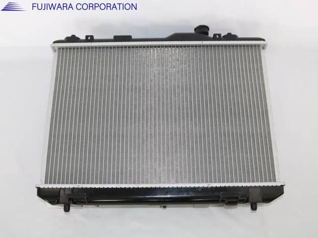 Radiator SUZUKI Swift DBA-ZC11S — photo 2