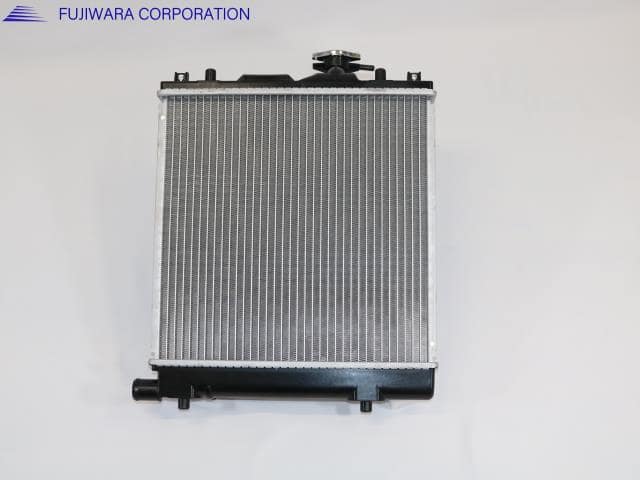 Radiator SUZUKI Wagon R UA-MH21S — photo 2