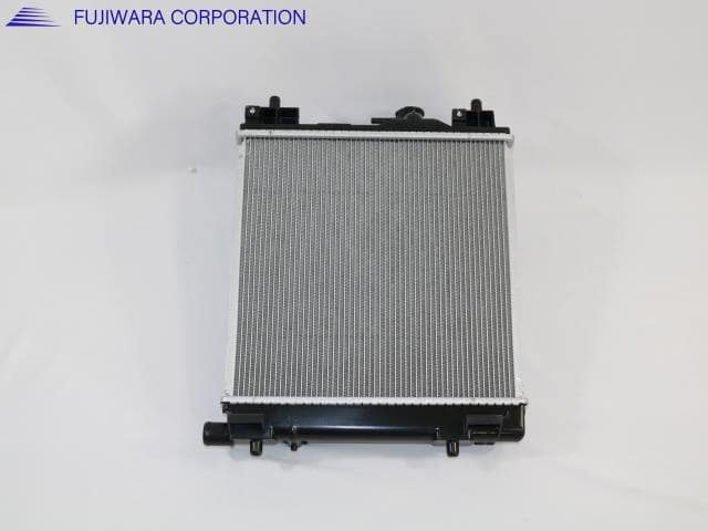 Radiator SUZUKI Spacia 2013 DBA-MK32S 1770050M10 — photo 2