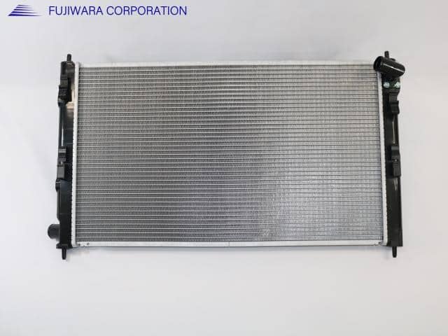 Radiator MITSUBISHI Galant Fortis 1350A — photo 2