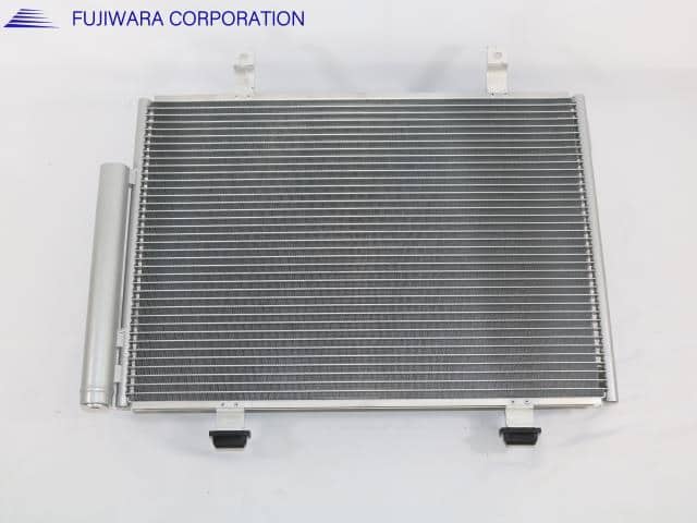Condenser SUZUKI Swift 2010 DBA-ZC72S 9531071L01 — photo 2