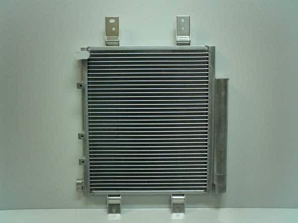 Condenser DAIHATSU Mira 2002 TA-L260S — photo 1