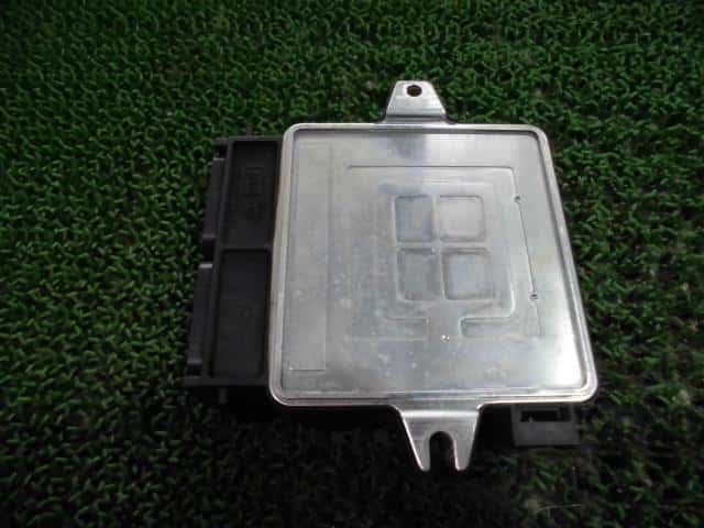 Engine Control Unit MAZDA Spiano 2003 TA-HF21S 1A4118880 — photo 2