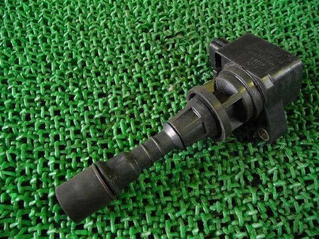 Ignition Coil MAZDA Premacy 2005 DBA-CREW LFB618100B — photo 2