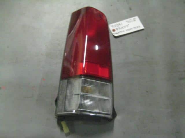 Left Tail Light SUZUKI Wagon R 2000 GF-MC21S 3567076F00 — photo 1