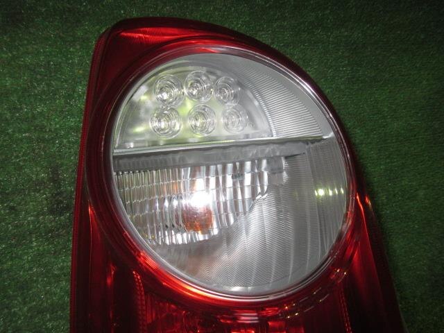 Left Tail Light TOYOTA Passo 2012 DBA-KGC35 — photo 3