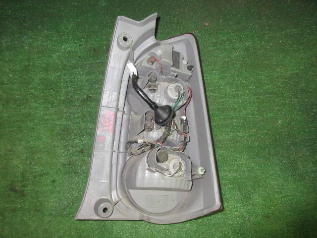 Left Tail Light TOYOTA Passo 2012 DBA-KGC35 — photo 5