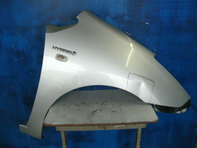 Right Fender Panel TOYOTA Prius 2005 DAA-NHW20 — photo 1