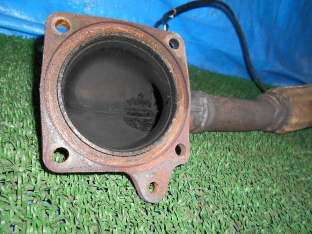 Front Exhaust Pipe SUZUKI Swift 2004 DBA-ZD21S — photo 4