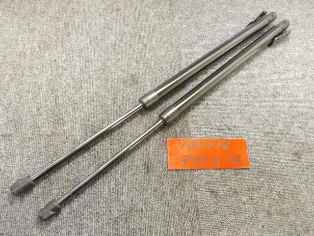 Tail Gate Damper NISSAN Dayz roox 2016 DBA-B21A — photo 1