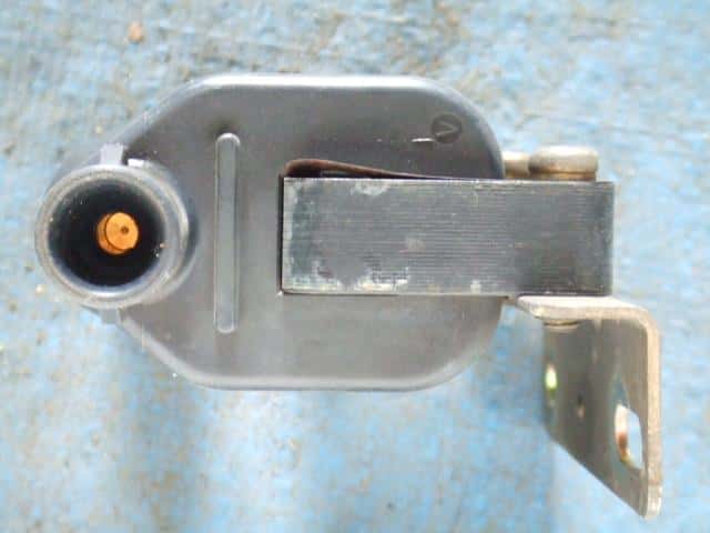 Ignition Coil DAIHATSU Mira 1994 E-L200S 9004852101 — photo 2