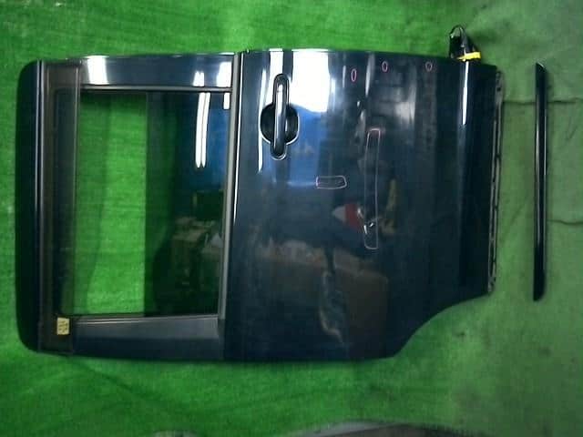 Rear Right Door Assembly NISSAN Roox 2010 DBA-ML21 — photo 1
