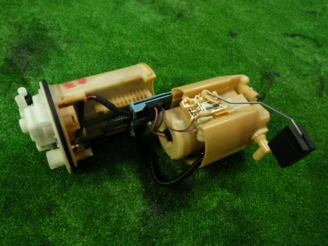 Fuel Pump TOYOTA Estima 2007 DAA-AHR20 — photo 1