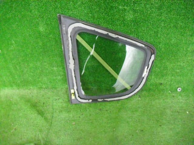 Door Windshield HONDA Fit 2001 LA-GD1 — photo 2
