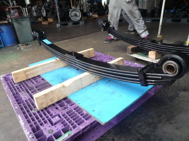 Front Right Leaf Spring Assembly ISUZU ISUZU TRACTOR 2007 8976179840 — photo 3