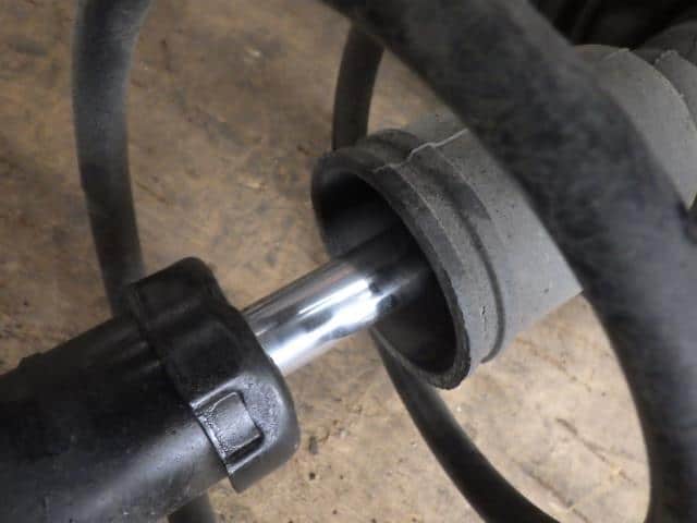 Front Left Strut MITSUBISHI Colt 2003 UA-Z25A MR594045 — photo 2