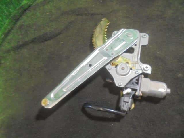 Rear Left Door Regulator SUBARU R2 2004 CBA-RC1 — photo 2