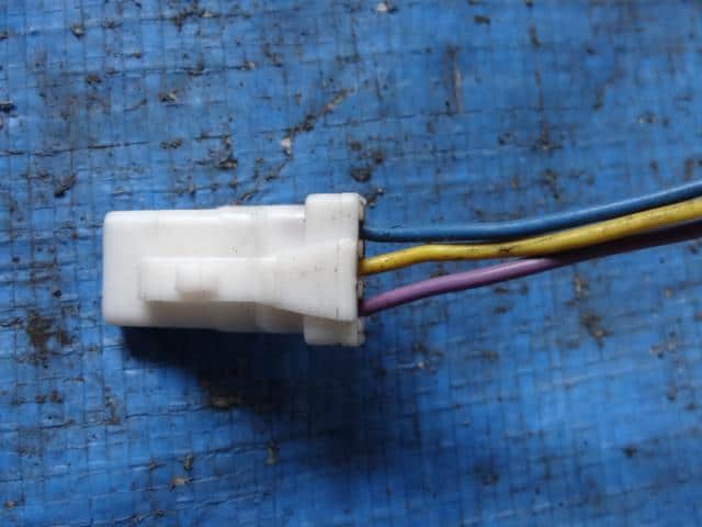 Left Side Mirror NISSAN Largo 1996 E-W30 — photo 4