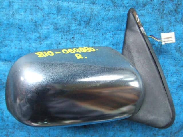Right Side Mirror NISSAN Cube 1998 GF-Z10 — photo 1