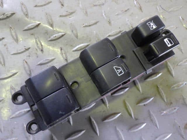Power Window Switch NISSAN Note 2008 DBA-E11 — photo 1