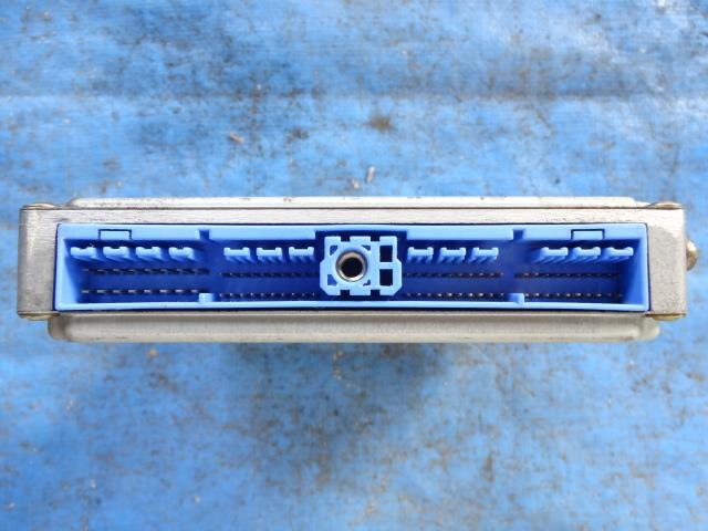 Engine Control Unit NISSAN Cedric 1991 E-PY32 — photo 3