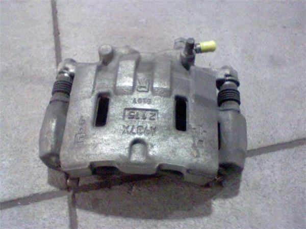 Front Right Caliper ISUZU ELF 2012 SKG-NJR85A — photo 1
