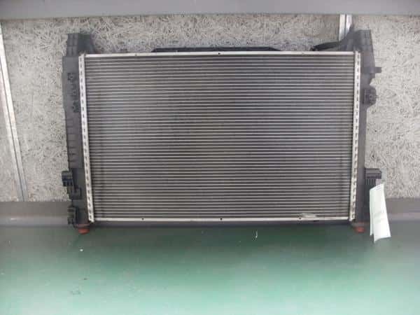 Radiator MERCEDES-BENZ Benz 2002 114011 — photo 1