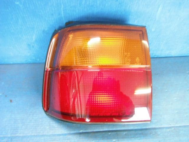 Left Tail Light MITSUBISHI Delica 1998 KC-PD5V — photo 1