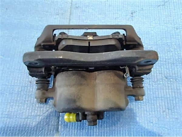 Front Left Caliper SUBARU Forester 2000 GF-SF5 26291AC0328A — photo 2