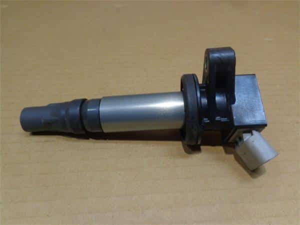 Ignition Coil DAIHATSU Hijet 2010 EBD-S331V — photo 1