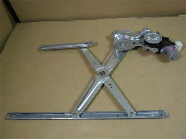 Front Right Door Regulator DAIHATSU Move 2015 DBA-LA160S — photo 1
