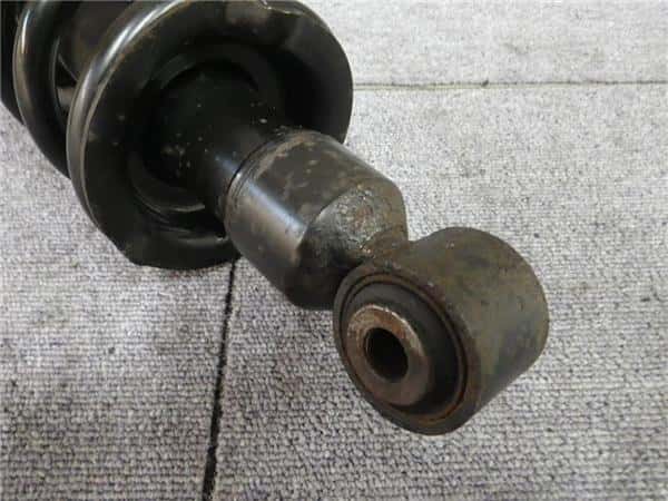 Rear Right Strut HONDA Stream 2004 CBA-RN3 — photo 3