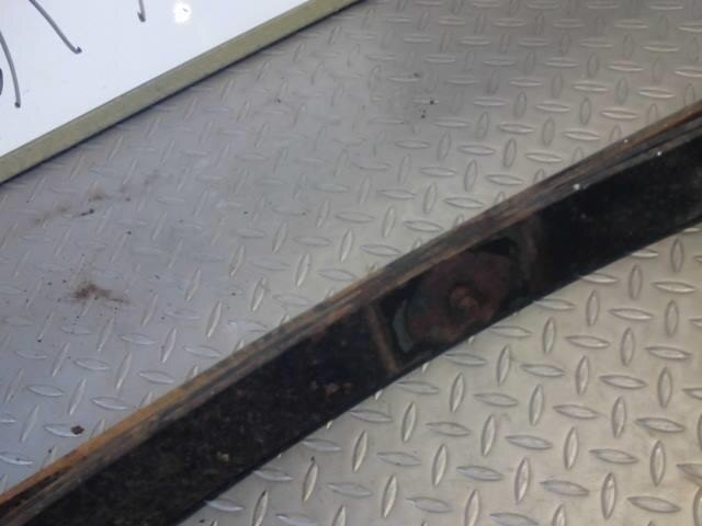 Rear Right Leaf Spring Assembly NISSAN Clipper 2010 GBD-U72 — photo 4