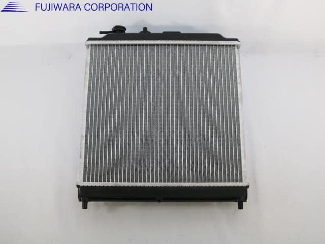 Radiator HONDA Acty 2003 UE-HA6 — photo 2