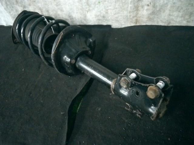 Front Right Strut TOYOTA Will Cypha 2003 UA-NCP75 — photo 3