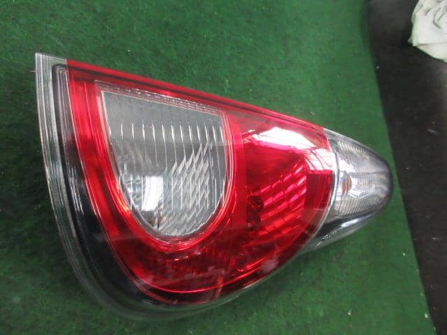 Right Tail Light NISSAN Moco 2013 DBA-MG33 — photo 3
