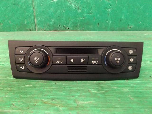 A/C Control Panel BMW 1 Series 2005 GH-UF16 — photo 1