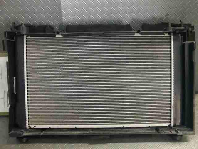Radiator TOYOTA SAI 2009 DAA-AZK10 — photo 2