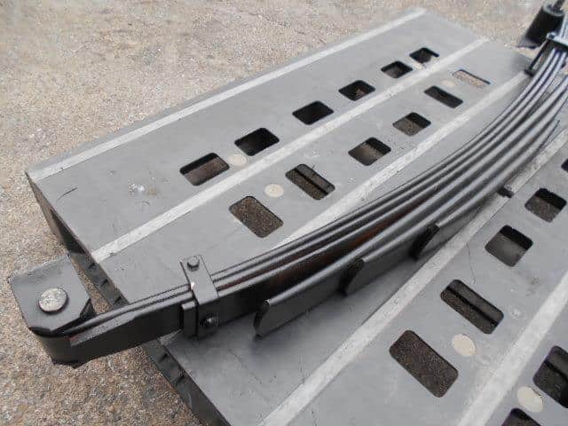 Rear Right Leaf Spring Assembly ISUZU ELF 2005 PB-NKR81A 8973748520 — photo 3