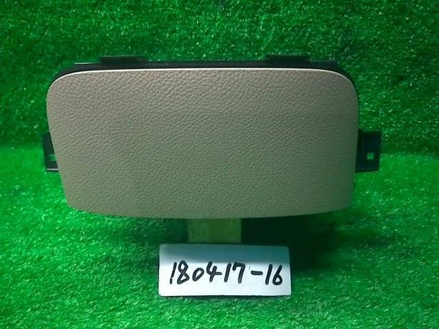 Interior Parts NISSAN Serena 2006 DBA-NC25 — photo 1