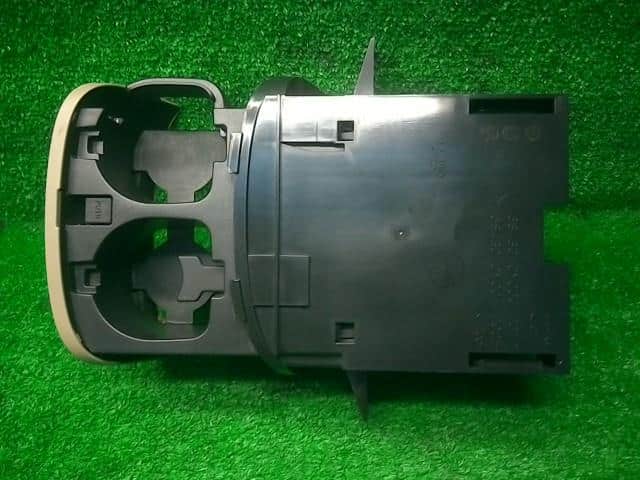 Interior Parts NISSAN Serena 2006 DBA-NC25 — photo 2