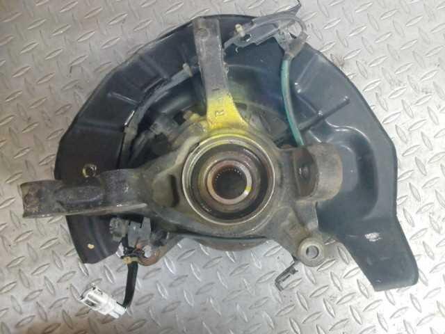 Front Right Knuckle Hub Assembly TOYOTA Harrier 2005 DAA-MHU38 — photo 3