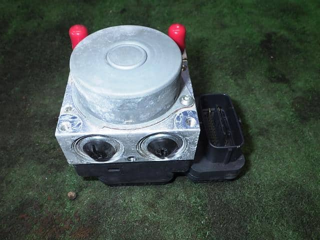 ABS Actuator SUZUKI Palette 2010 DBA-MK21S 5611082KA0 — photo 1
