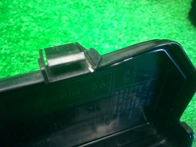 Fuse Box TOYOTA Ractis 2012 DBA-NCP125 — photo 2