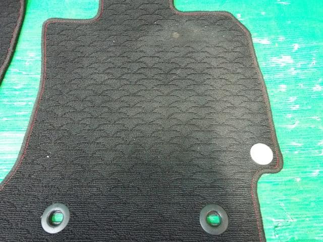 Floor Mat TOYOTA 86 2014 DBA-ZN6 — photo 2
